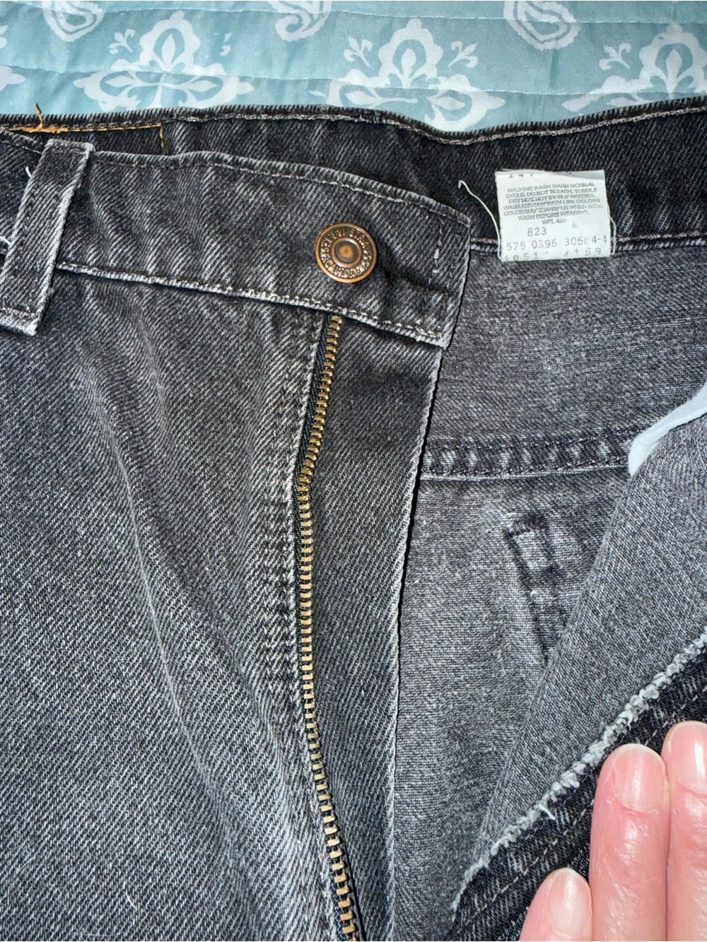 📣Levi's Men's Straight Jeans in Charcoal Gray Wash vintage 1996